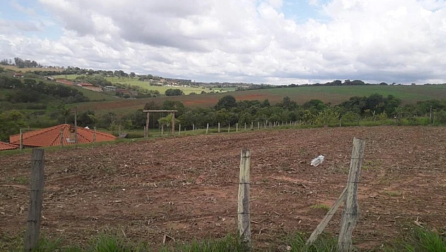 Terreno á Venda Terreno