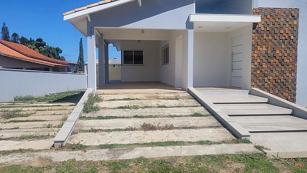 OPORTUNIDADE - PACOTE por R$ 4.000,00 Casa em Condomínio